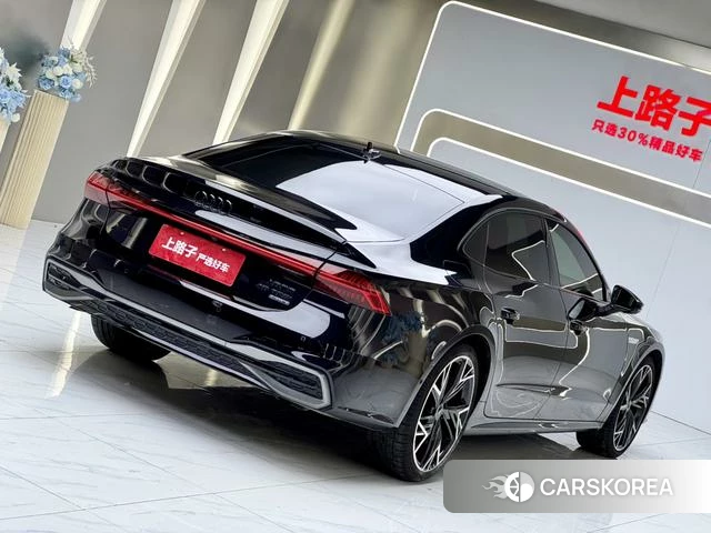 Audi A7L 2025 Черный из Китая