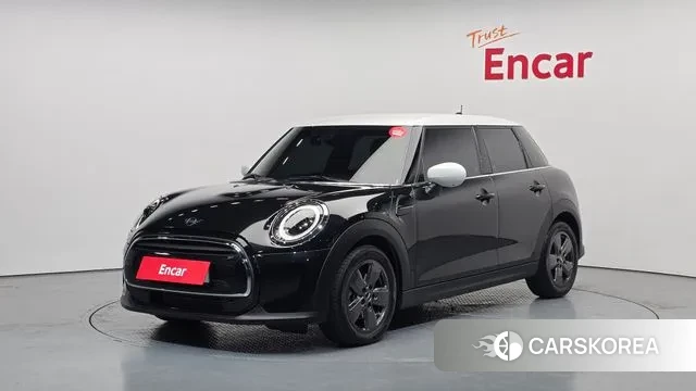 Mini Cooper 2022 Черный из Кореи