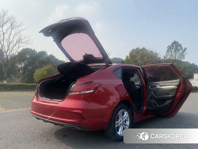 MG MG6 2018 Красный из Китая