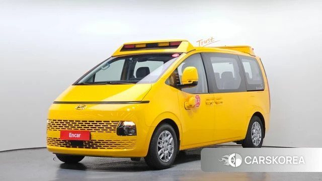 Hyundai Staria 2021 Желтый из Кореи