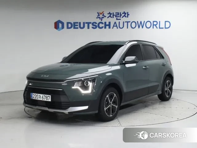 Kia Di Ol Nu Niro 2024 Темно-зеленый из Кореи