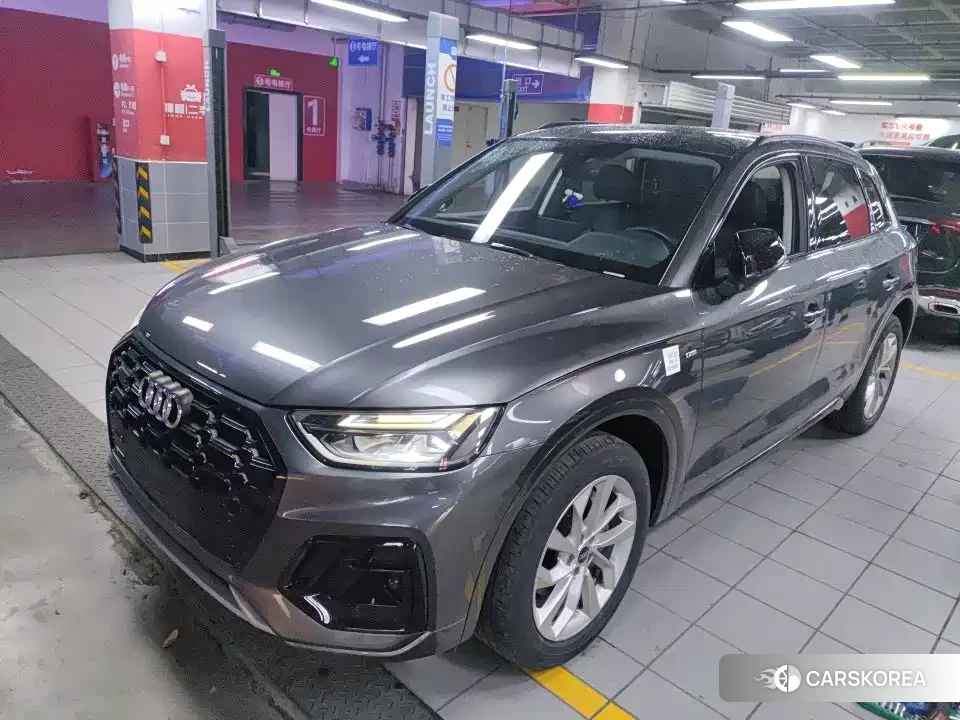 Audi Q5L 2022 Silver/gray из Китая