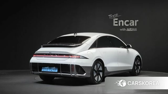 Hyundai Ionic 6 2024 Белый из Кореи