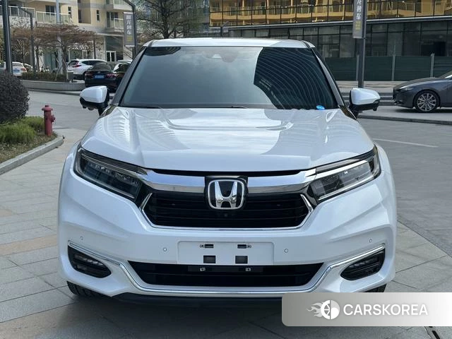 Honda Crown Road 2024 Белый из Китая