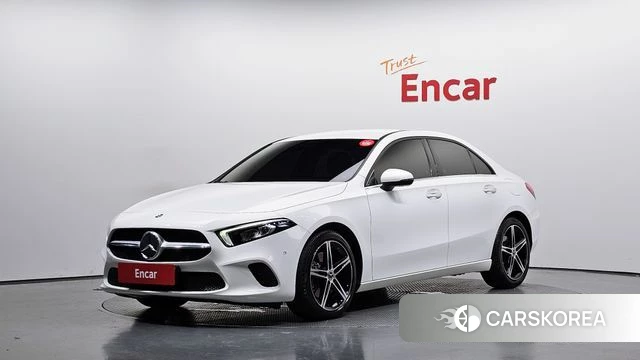Mercedes-Benz A-Class W177 2020 Белый из Кореи