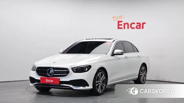 Mercedes-Benz E-Class W213 2022 Белый из Кореи