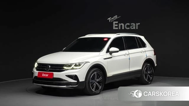 Volkswagen Tiguan second Generation 2022 Белый из Кореи