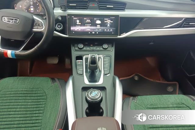 Geely Automobile Boyue 2023 Белый из Китая
