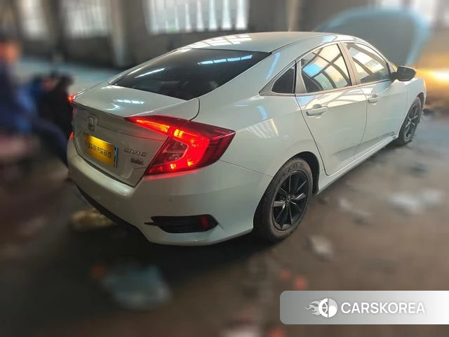 Honda Civic 2021 Белый из Китая