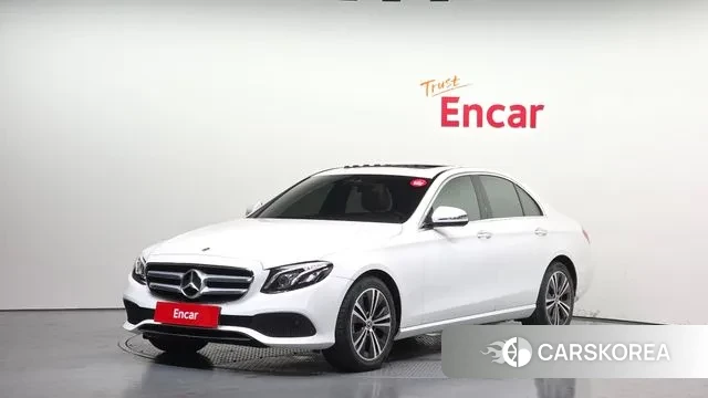 Mercedes-Benz E-Class W213 2020 Белый из Кореи