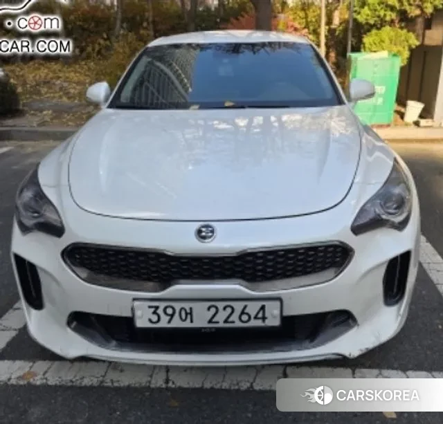 Kia Stinger 2018 Белый из Кореи