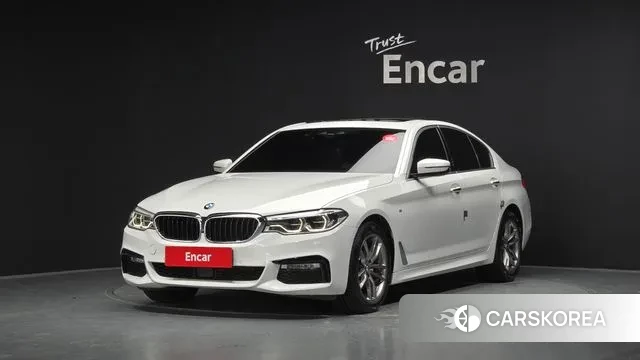 BMW 5 Series (G30) 2018 Белый из Кореи