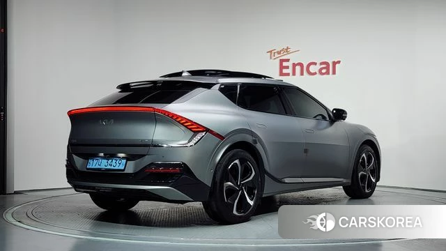Kia EV6 2021 Серебристо-серый из Кореи