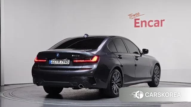 BMW 3 Series (G20) 2022 Серый из Кореи