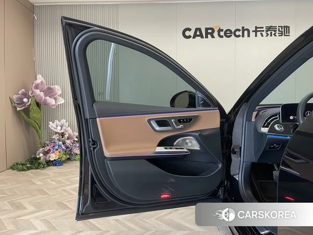 Mercedes-Benz E-class 2024 Черный из Китая