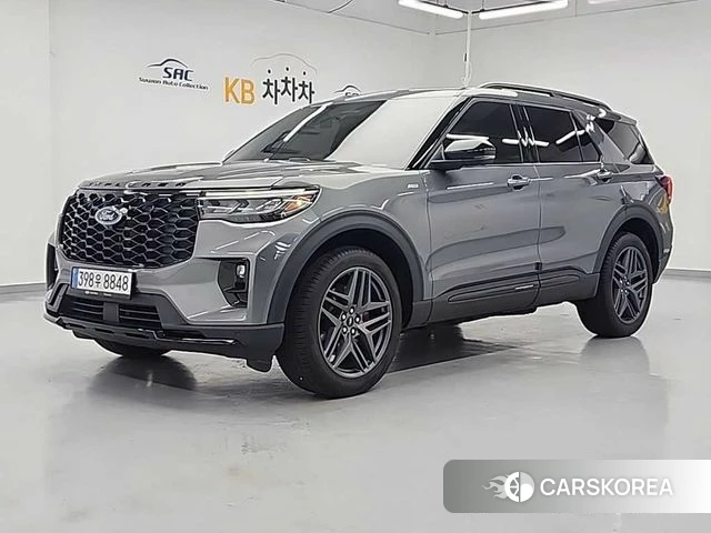 Ford Explorer 6th Generation 2025 Серебристо-серый из Кореи