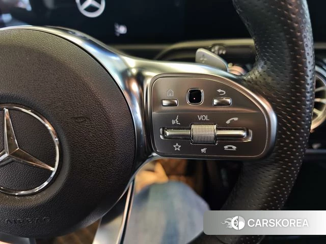 Mercedes-Benz Class A 2022 Белый из Китая