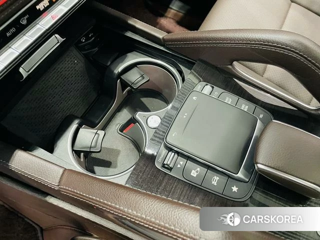 Mercedes-Benz GLS 2021 Черный из Китая