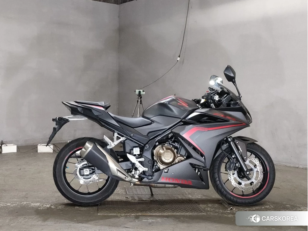 Проданный Honda CBR400R 2019 из Японии, фото 2