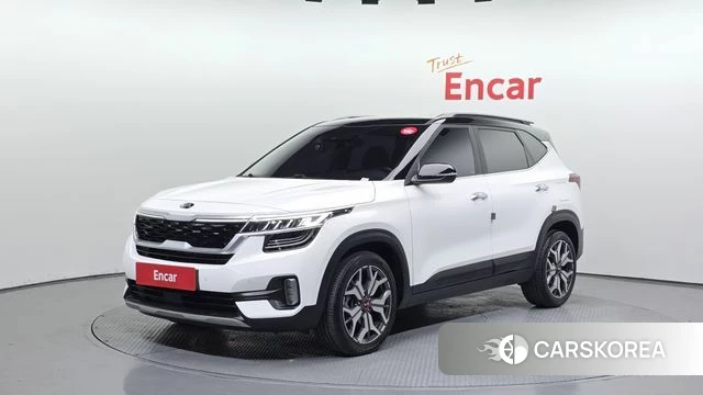 Kia Seltos 2021 Белый из Кореи