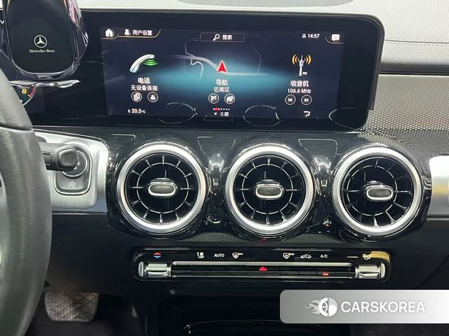 Mercedes-Benz GLB 2022 Белый из Китая