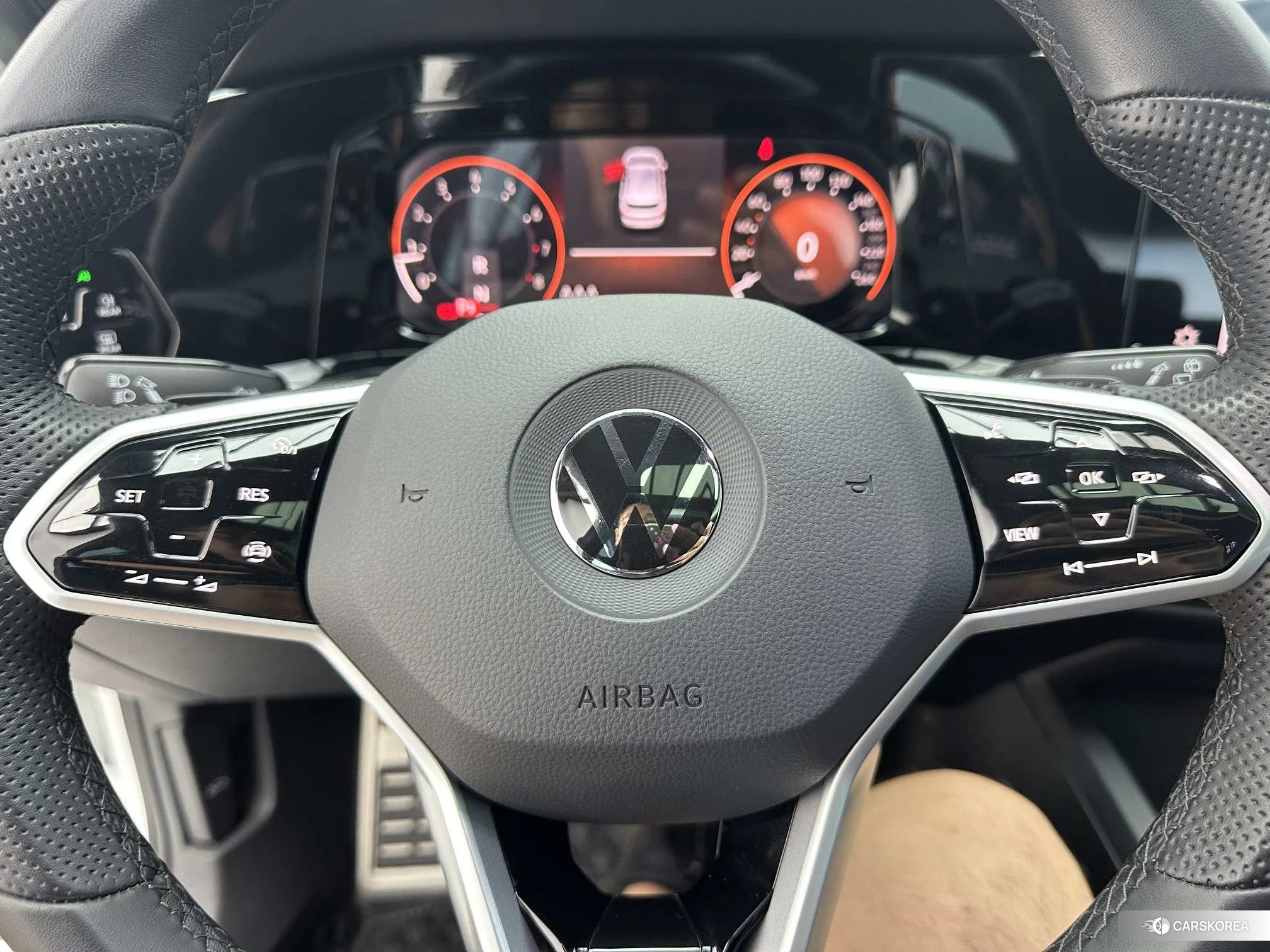 Volkswagen Golf 2023 Белый из Китая