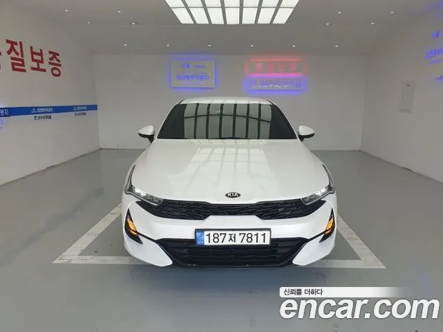 Kia K5 3rd generation 2021 Белый из Кореи