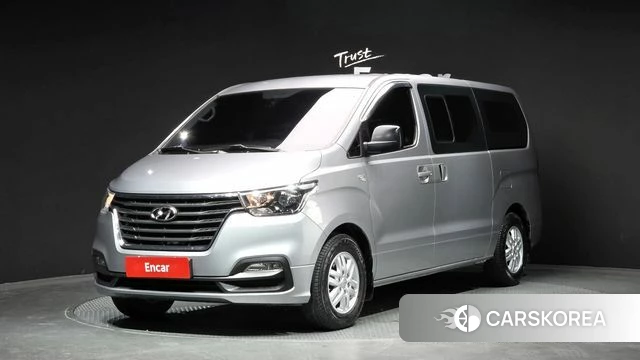 Hyundai The New Grand Starex 2018 Серебристо-серый из Кореи