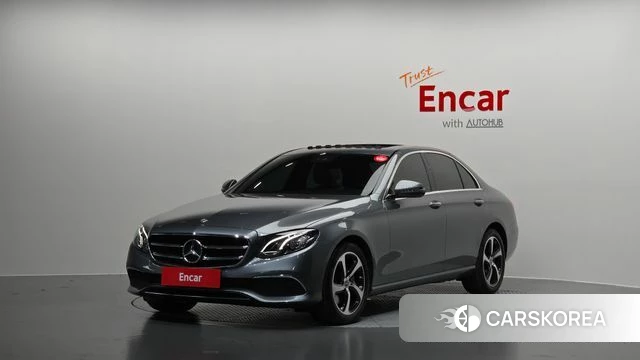 Mercedes-Benz E-Class W213 2020 Серый из Кореи