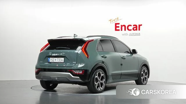 Kia Di Ol Nu Niro 2022 Темно-зеленый из Кореи