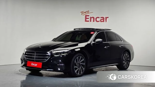 Mercedes-Benz E-Class W214 2024 Черный из Кореи