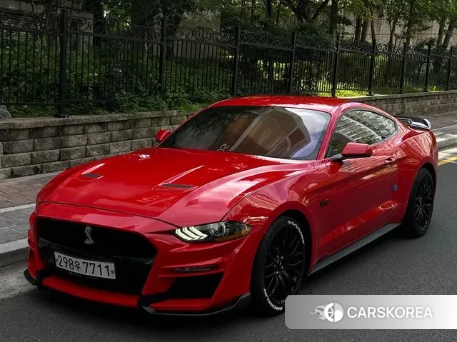 Ford Mustang 2019 Красный из Кореи