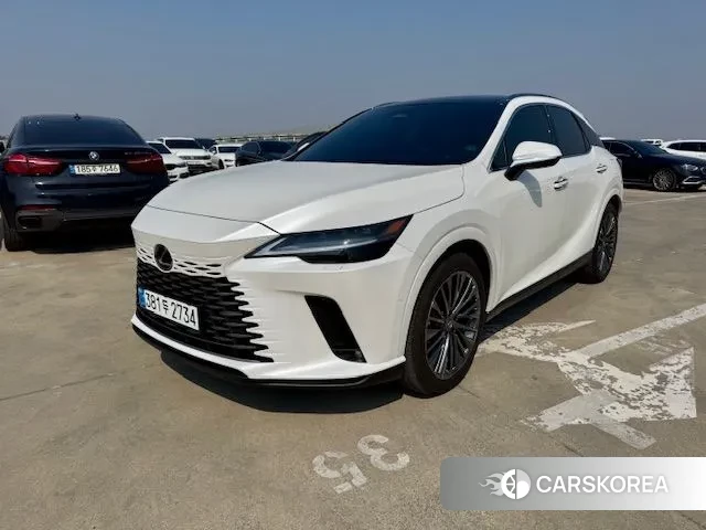 Lexus RX350h 5th generation 2025 Белый из Кореи
