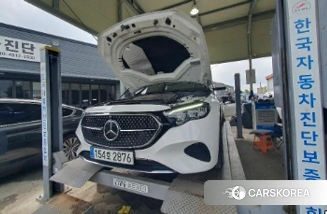 Mercedes-Benz E-Class W214 2024 Белый из Кореи