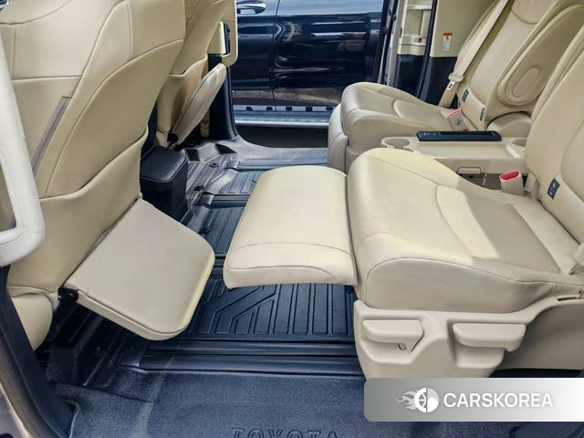 Toyota Grevia 2024 Темно-серый из Китая