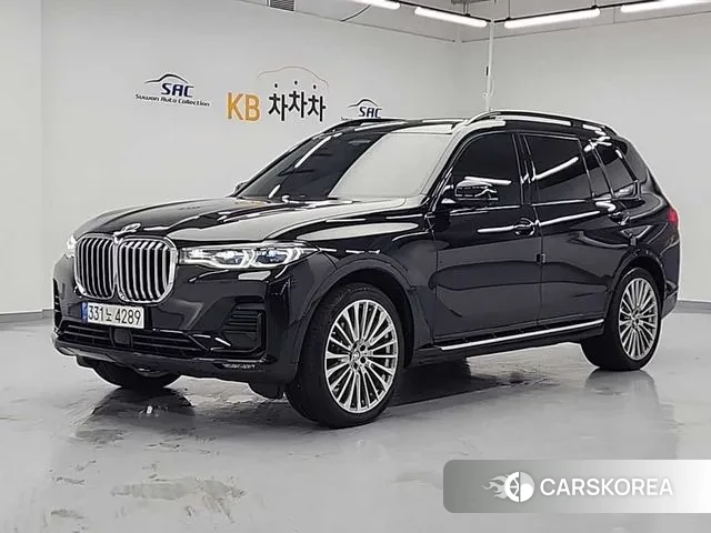 BMW X7 (G07) 2022 Черный из Кореи