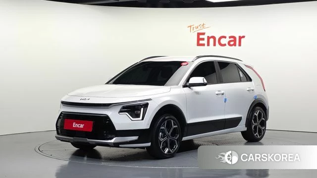 Kia Di Ol Nu Niro 2025 Белый из Кореи
