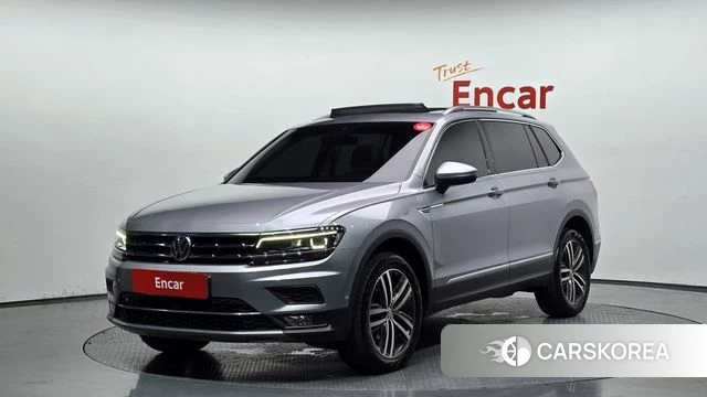 Volkswagen Tiguan Allspace 2020 Серебристо-серый из Кореи