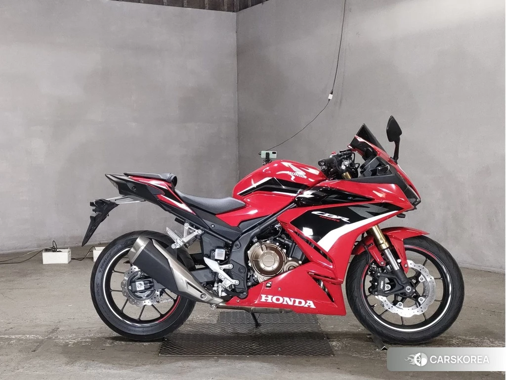 Проданный Honda CBR400R id 4176874 из Японии
