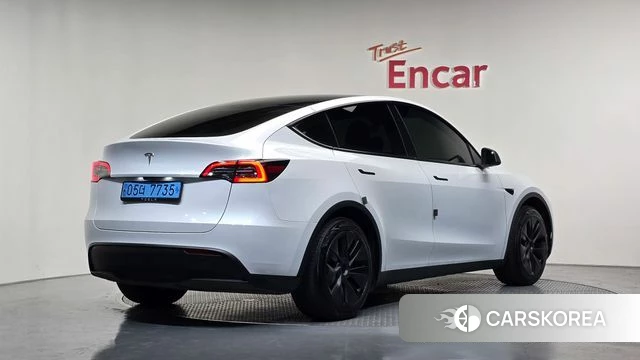 Tesla Model Y 2024 Белый из Кореи