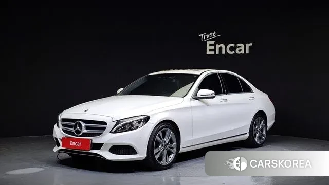 Mercedes-Benz C-Class W205 2018 Белый из Кореи