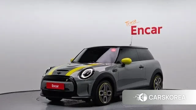 Mini Cooper Electric 2022 Серебристо-серый из Кореи