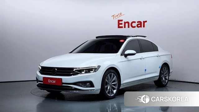 Volkswagen Passat GT (B8) 2021 Белый из Кореи