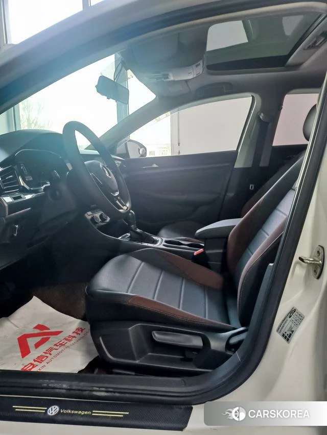 Volkswagen Bora 2021 Белый из Китая