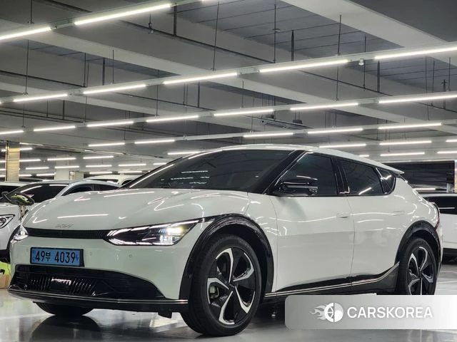 Kia EV6 2023 Белый из Кореи