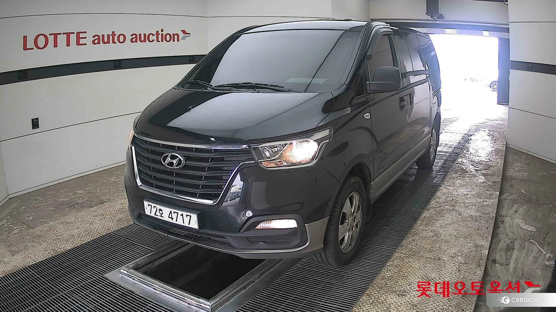 Hyundai Grand Starex 2020 Timeless Black из Кореи