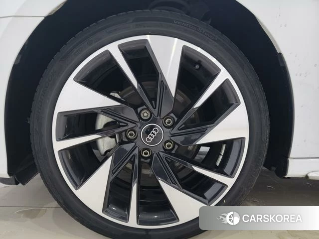 Audi A3 2023 Белый из Китая
