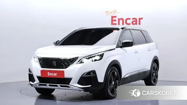 Peugeot 5008 second generation 2019 Белый из Кореи