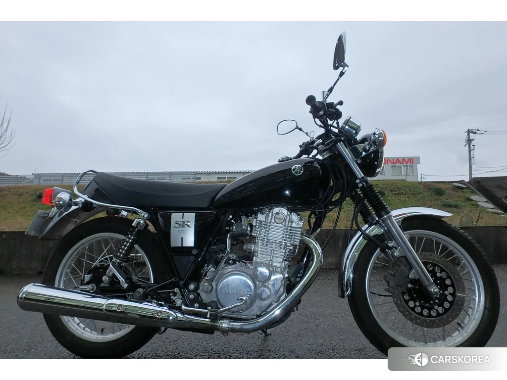 Проданный Yamaha SR 400 2020 из Японии, фото 2