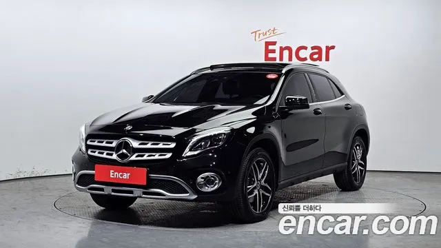 Mercedes-Benz GLA-Class X156 2019 Черный из Кореи